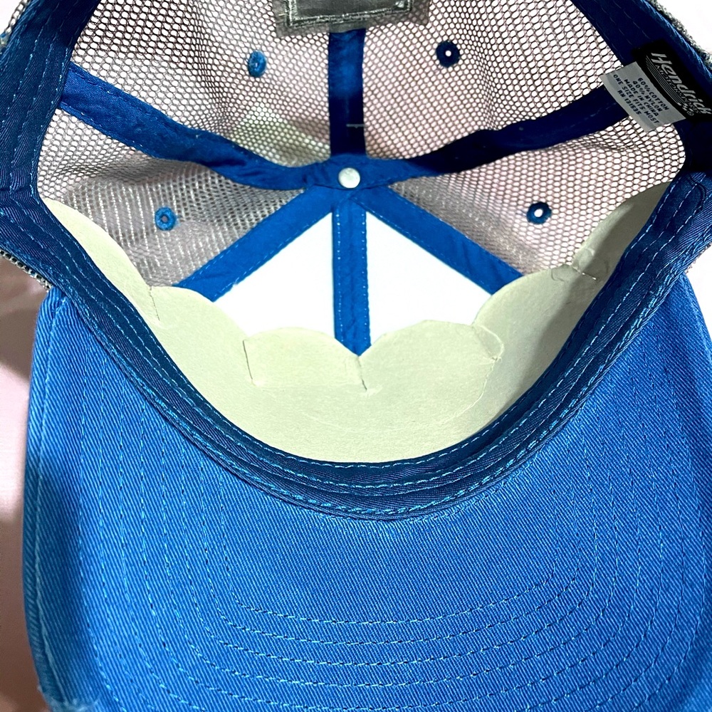 Hat - Picture 3 of 3